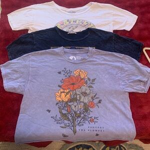 Bundle of 3 Graphic Tee Crop Tops